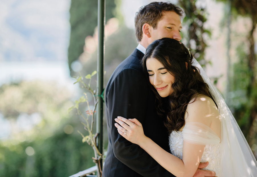 Bride-and-groom-photoshoot-at-Italian-villa-arranged-by-Gemma-Aurelius-from-My-Lake-Como-Wedding-planner